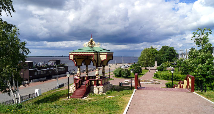 04.07.2023.Архангельск.Набережная.Голицинская беседка.
