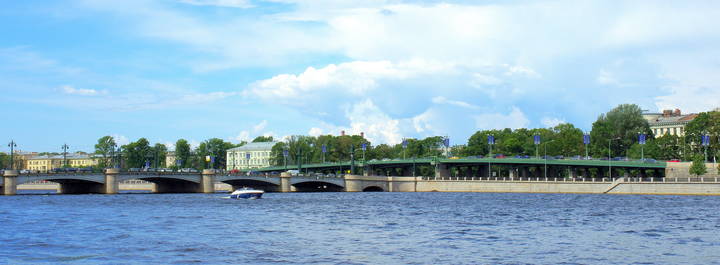 Ушаковский мост.