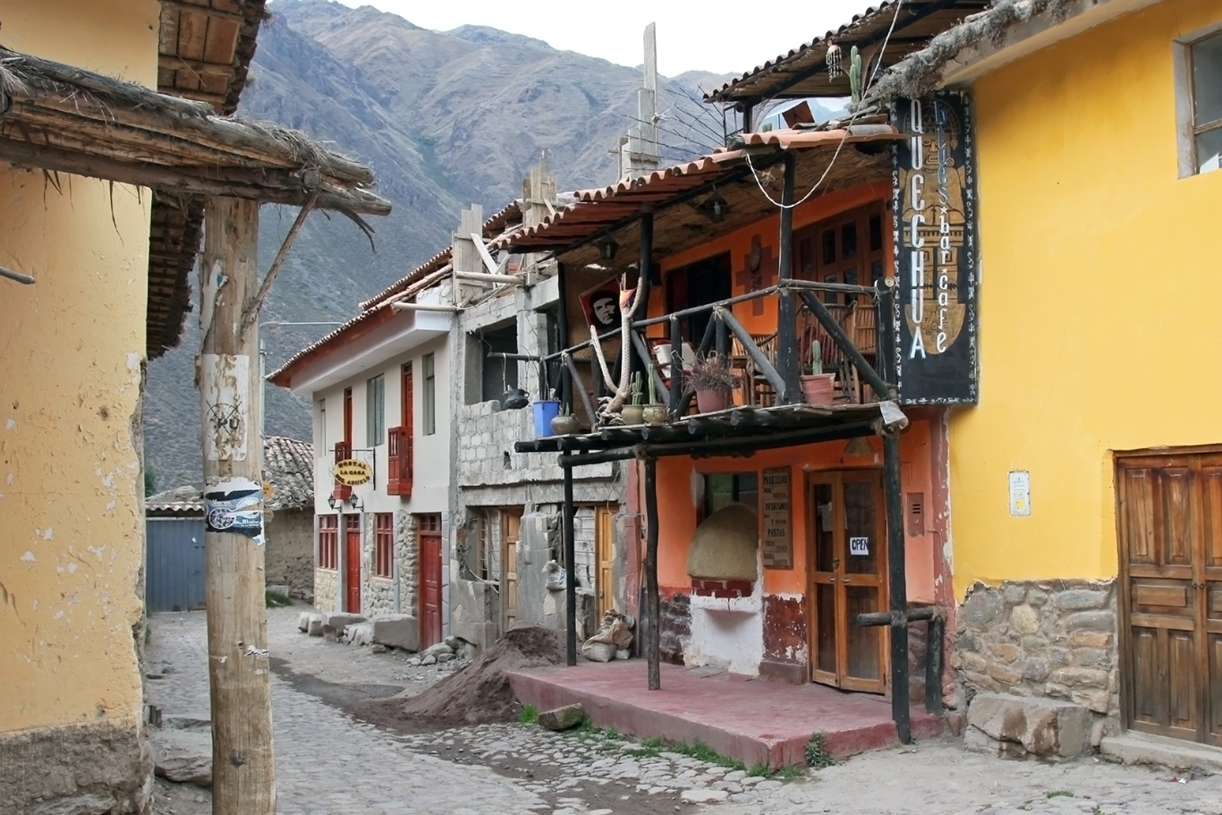 Ойянтайтамбо - городок в горах, Перу