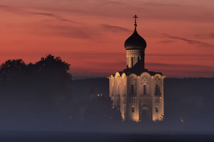 Рассвет у Покрова