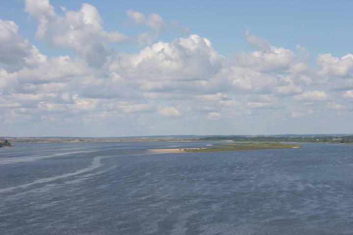 река