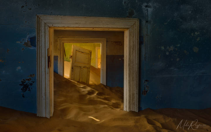 Sands and Doors of Time