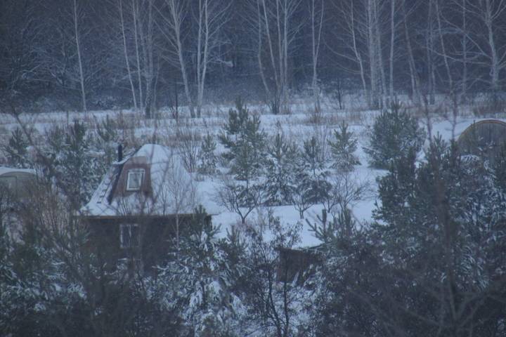Зима. Домик в поле
