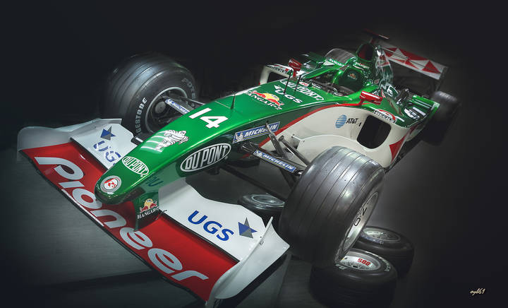 Jaguar R5B 