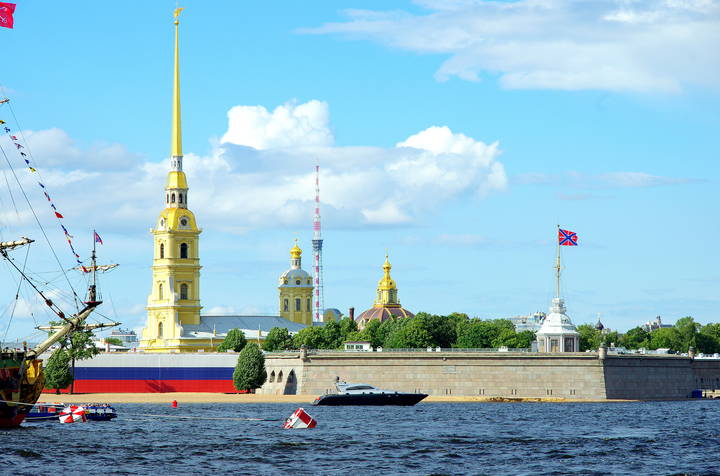 Петропавловская крепость.