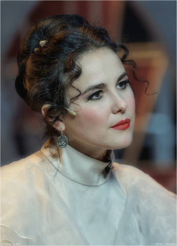 Актриса Ирина Муртазаева.