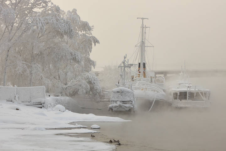 морозная пристань