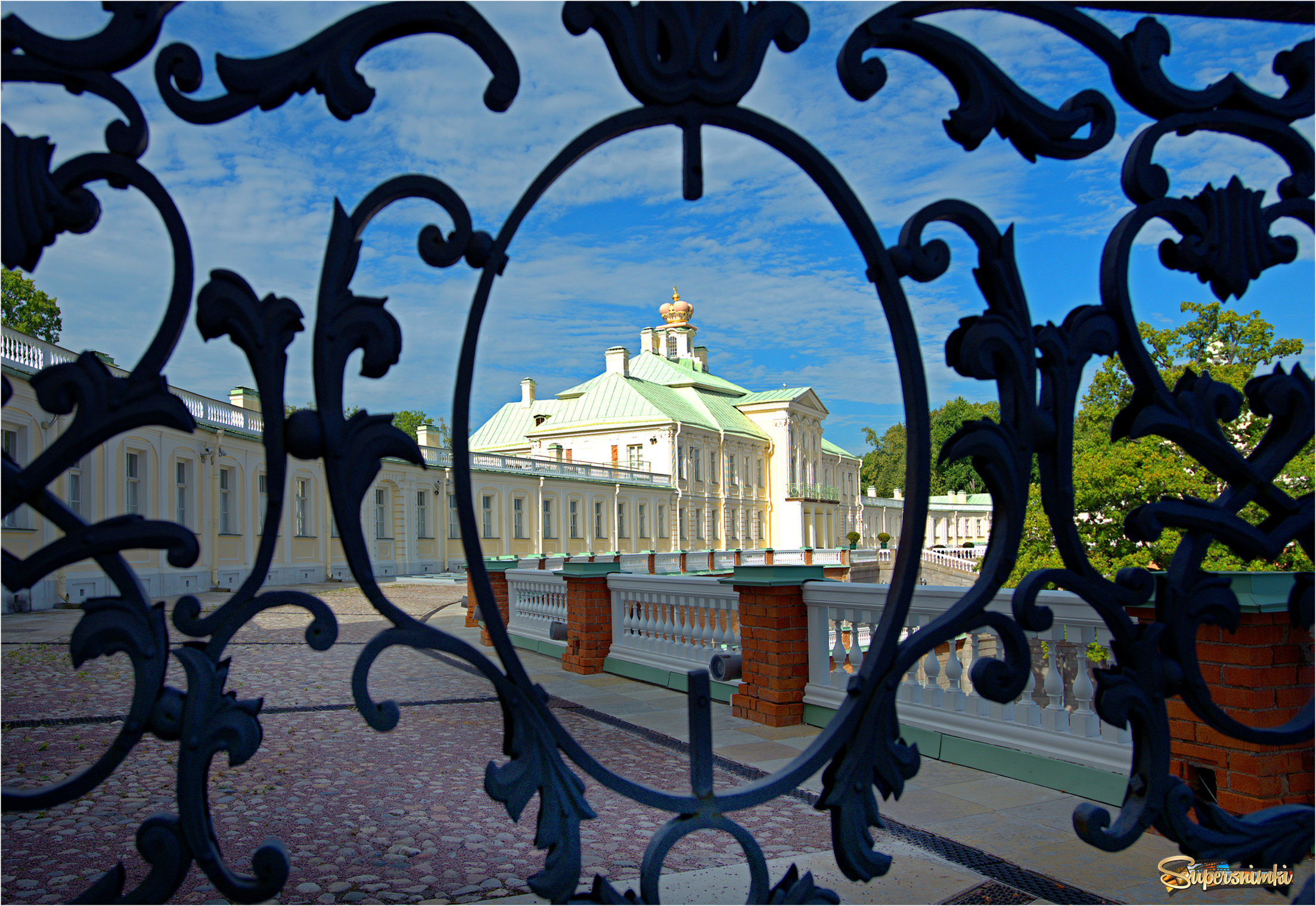 Большой Меньшиковский дворец