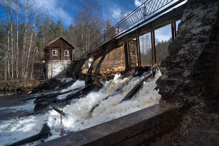 Заброшенная электростанция