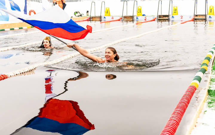 Заплыв в честь 23 февраля