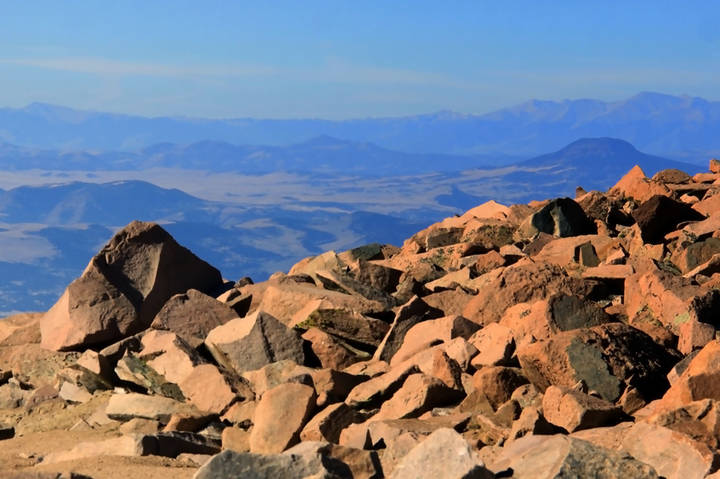 На вершине  Pikes Peak (высота 4301 метр) 