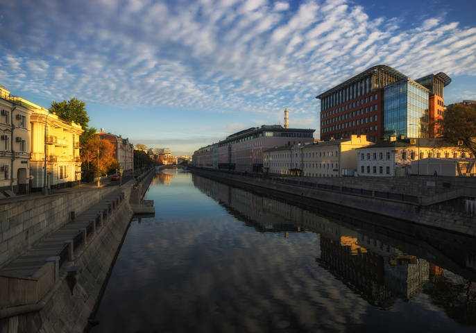 Московская осень. Водоотводный канал.