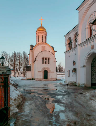Собор Рождества Богородицы в Богородице Рождественском монастыре.