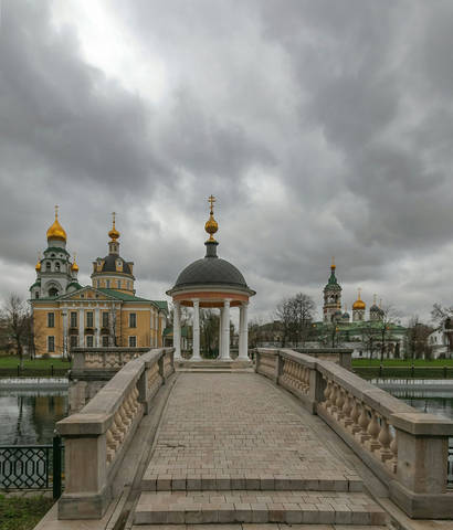 В Рогожской слободе...