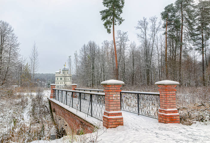 Дорожка к скиту патриарха Никона.