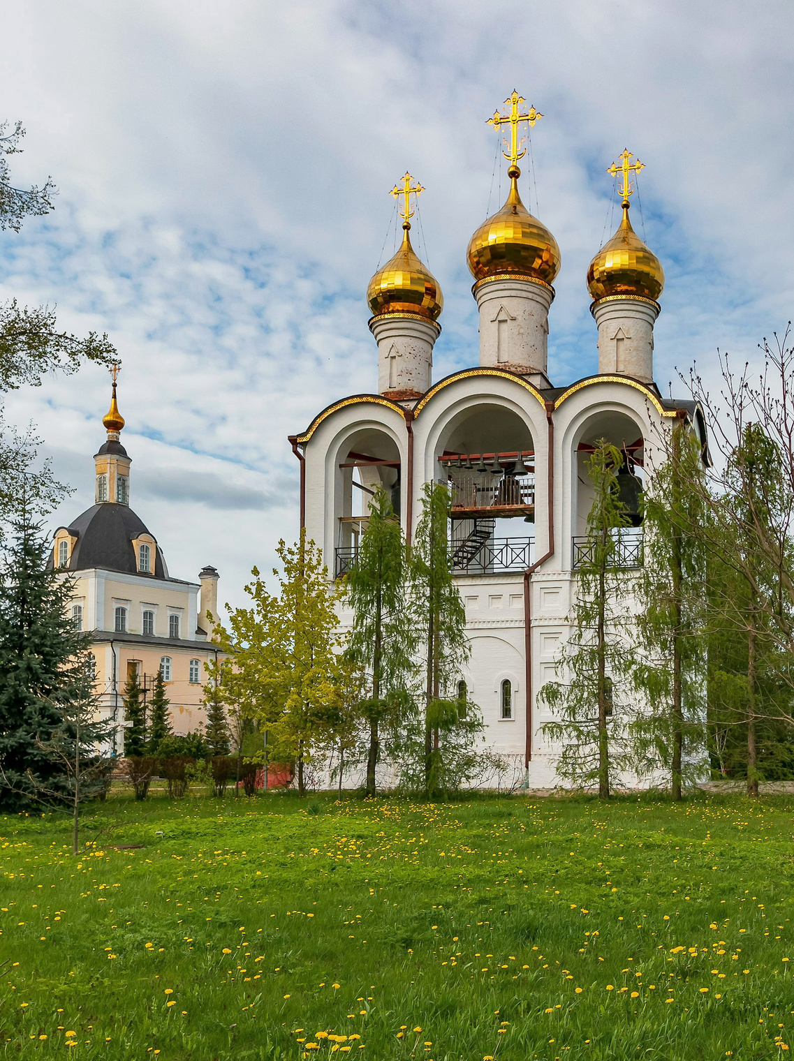 Церковь Усекновения главы Иоанна Предтечи в Никольском монастыре Переславля-Залесского.