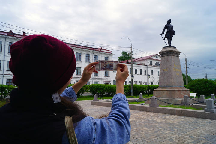 11.06.2024.Сверка подлинности купюры...