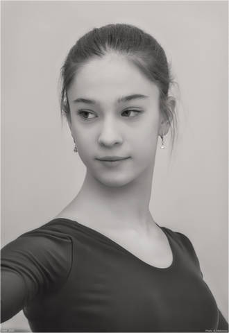 Танцовщица Арина Ипатенко.