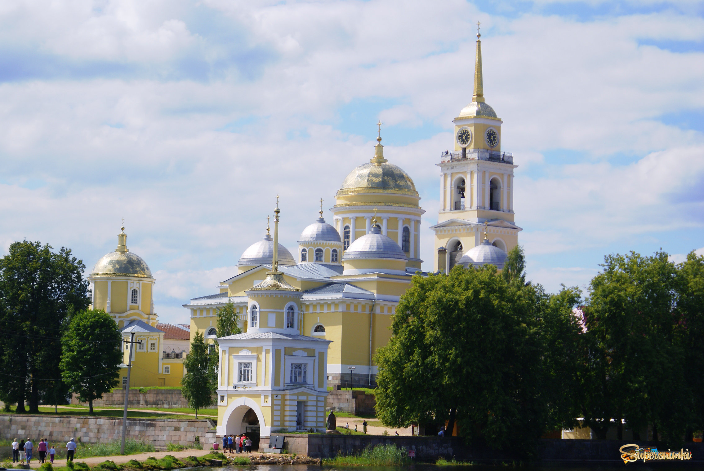 Ни́ло-Столобе́нская пу́стынь .Богоявленский собор.