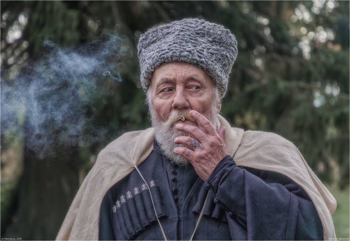 "Интересно, кто идёт?!". Из серии "ХХ-й век начинается".