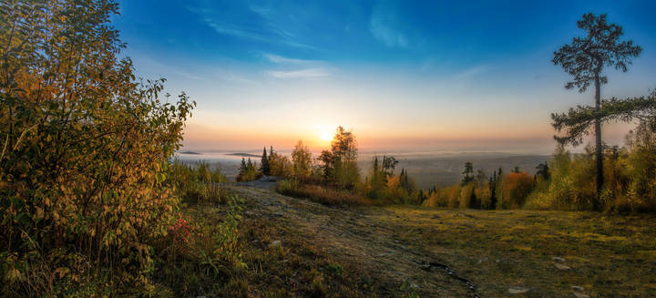 Осенний рассвет
