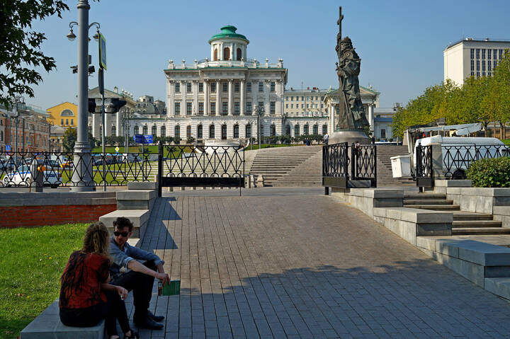 Боровицкая площадь