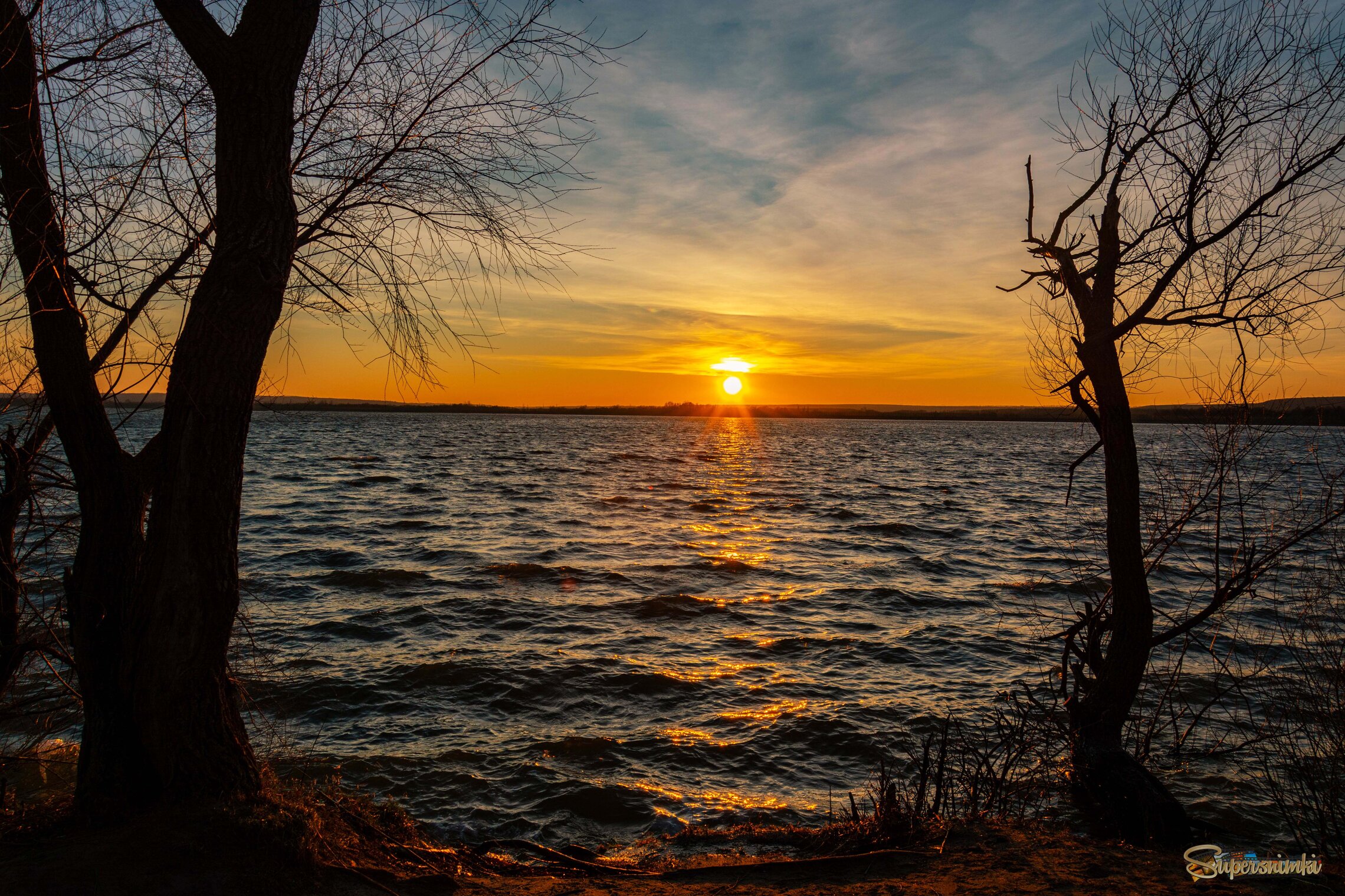 Вечернее небо-как мыслей полёт...