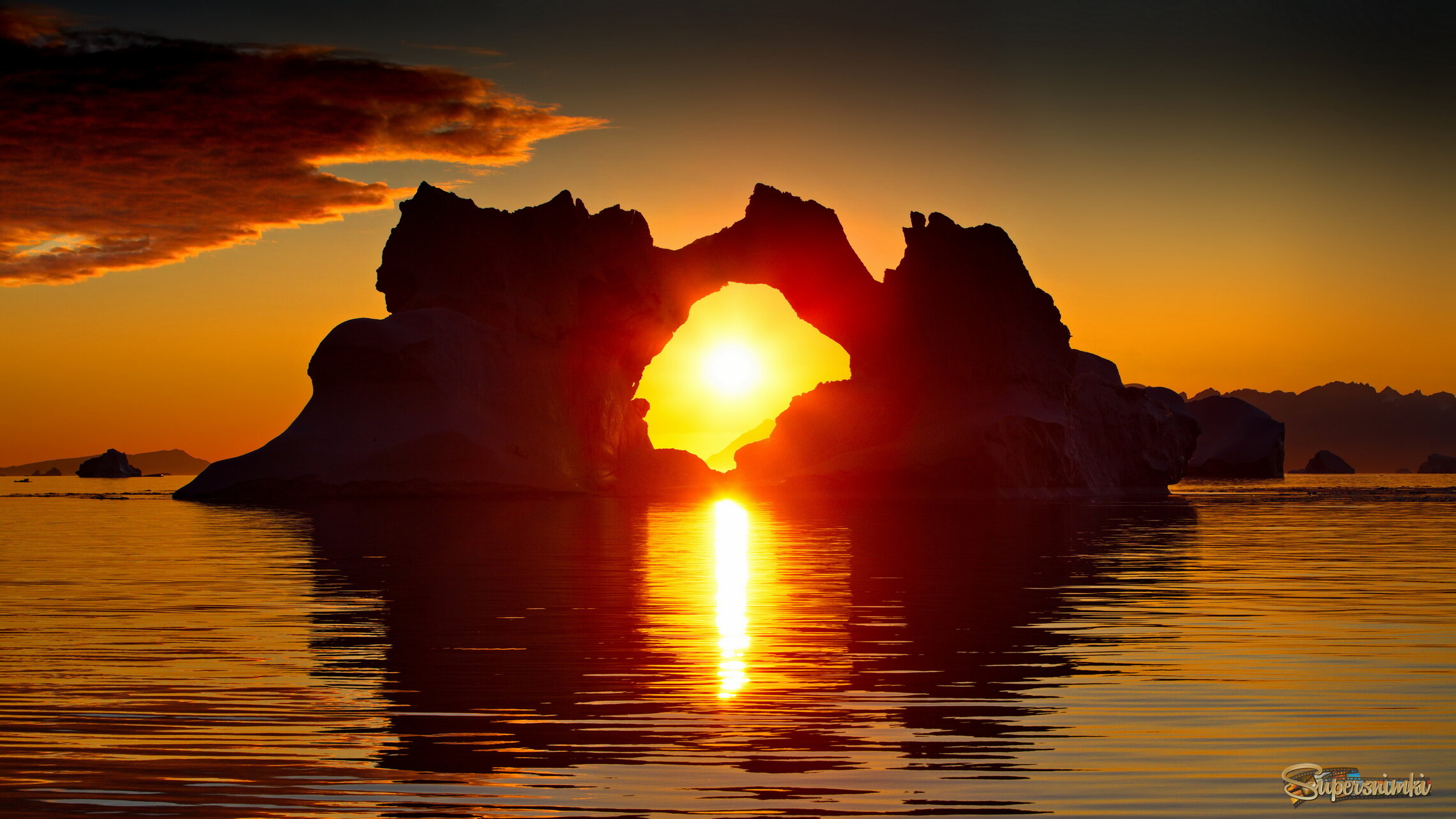 Солнечный айсберг