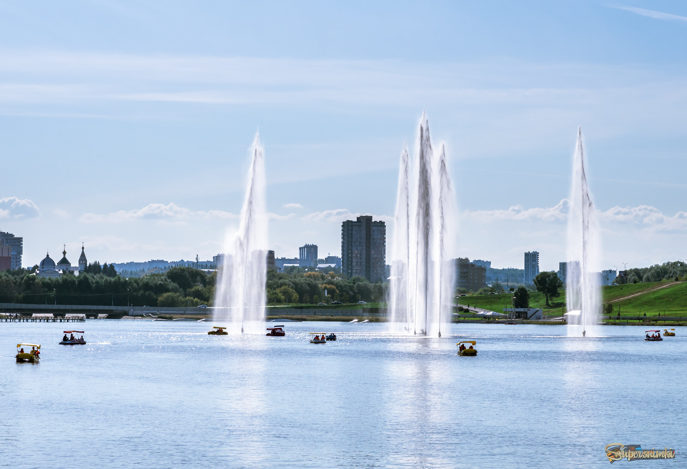 Прогулка под фонтанами