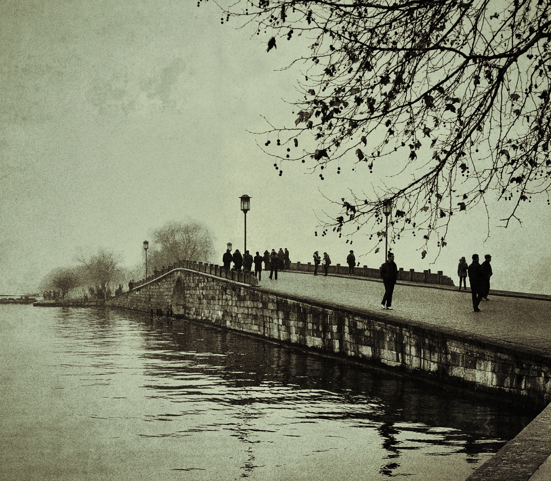 На озере Си Ху.  