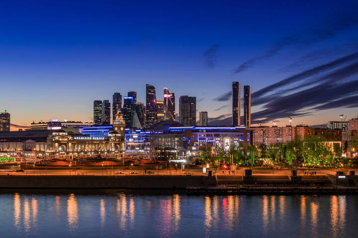 Москва вечерняя