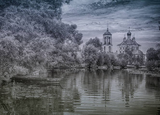 Храм на реке Трубеж