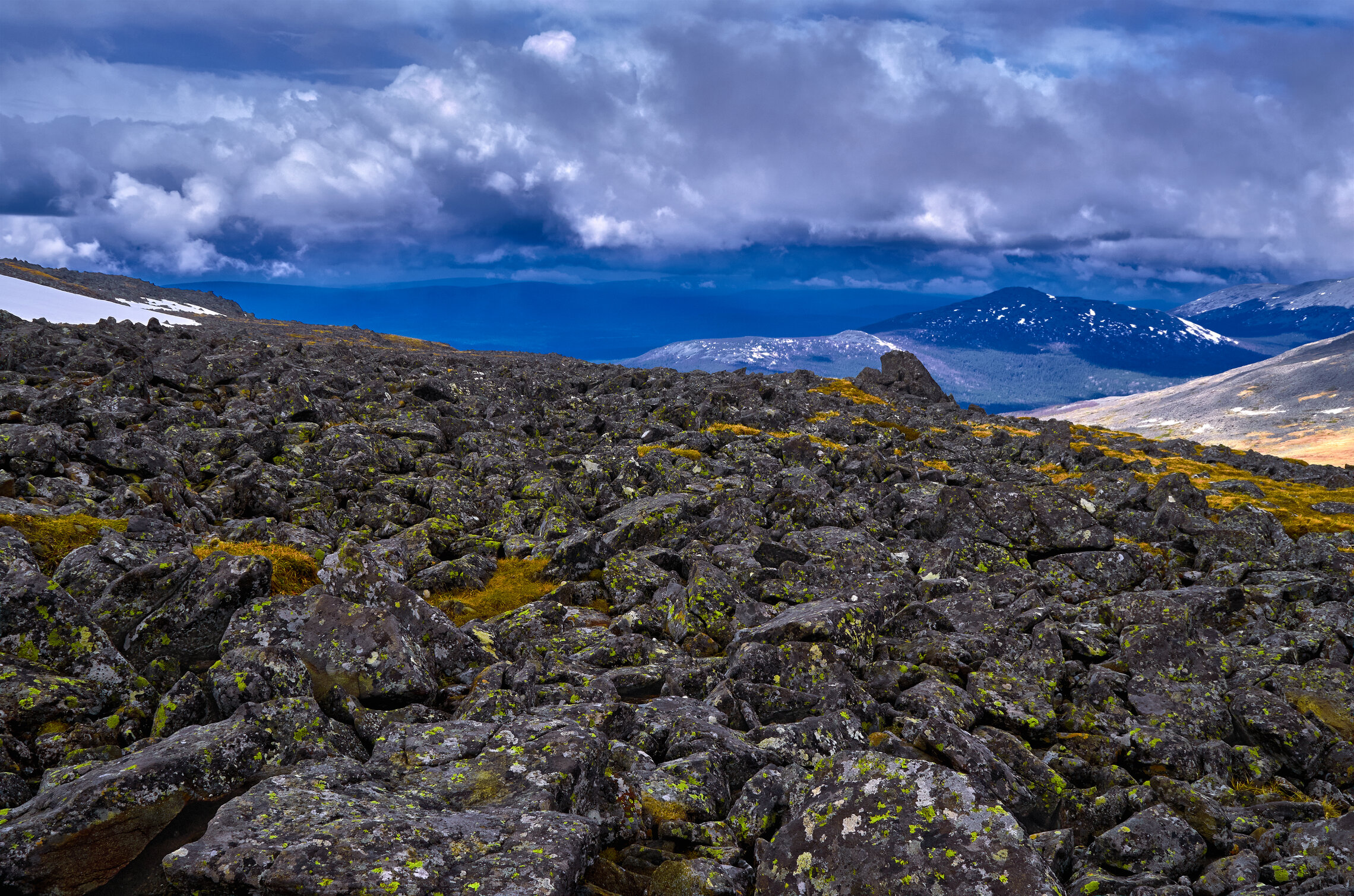 Тучи над Уралом.