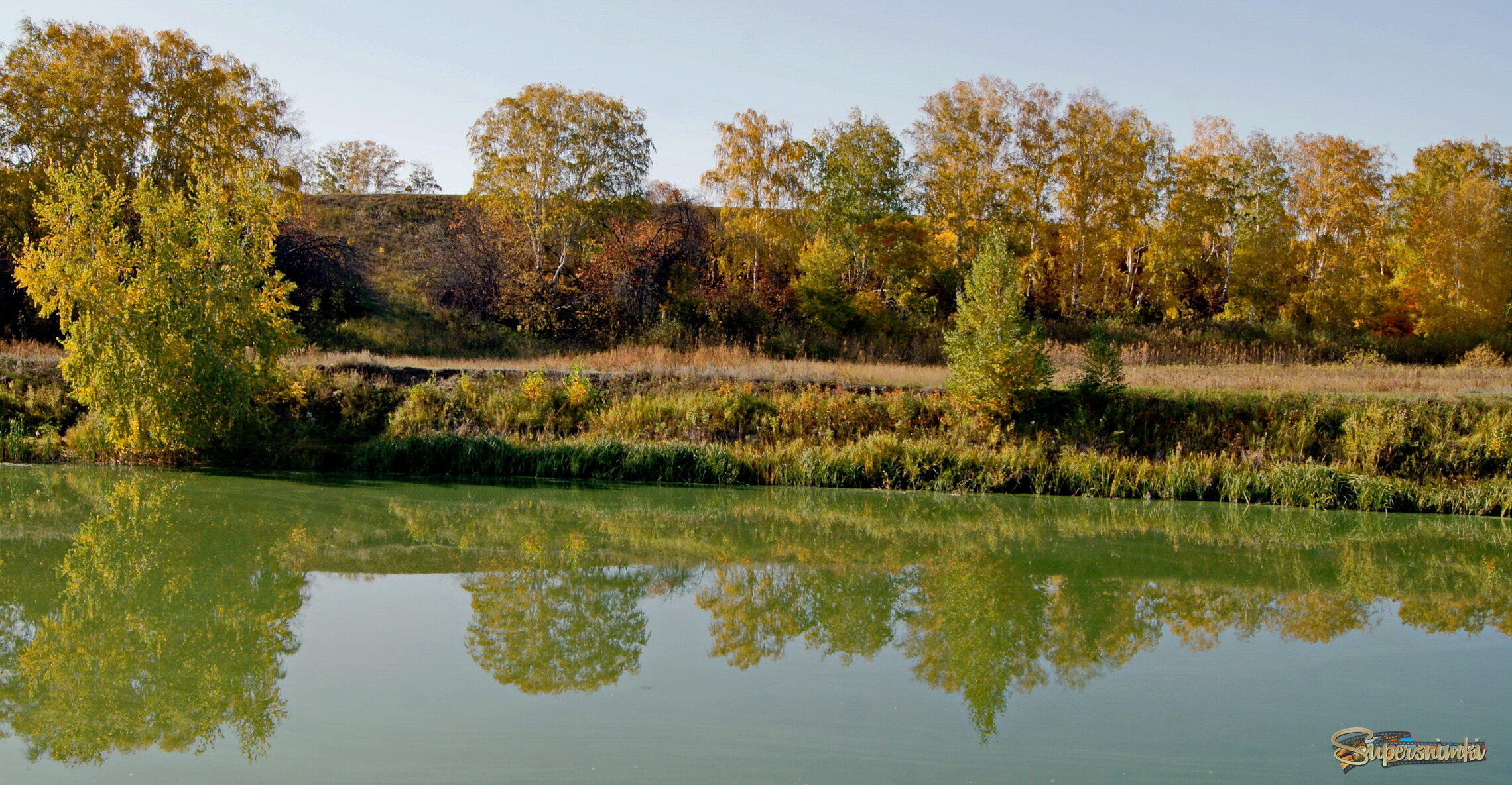Отражение осени.