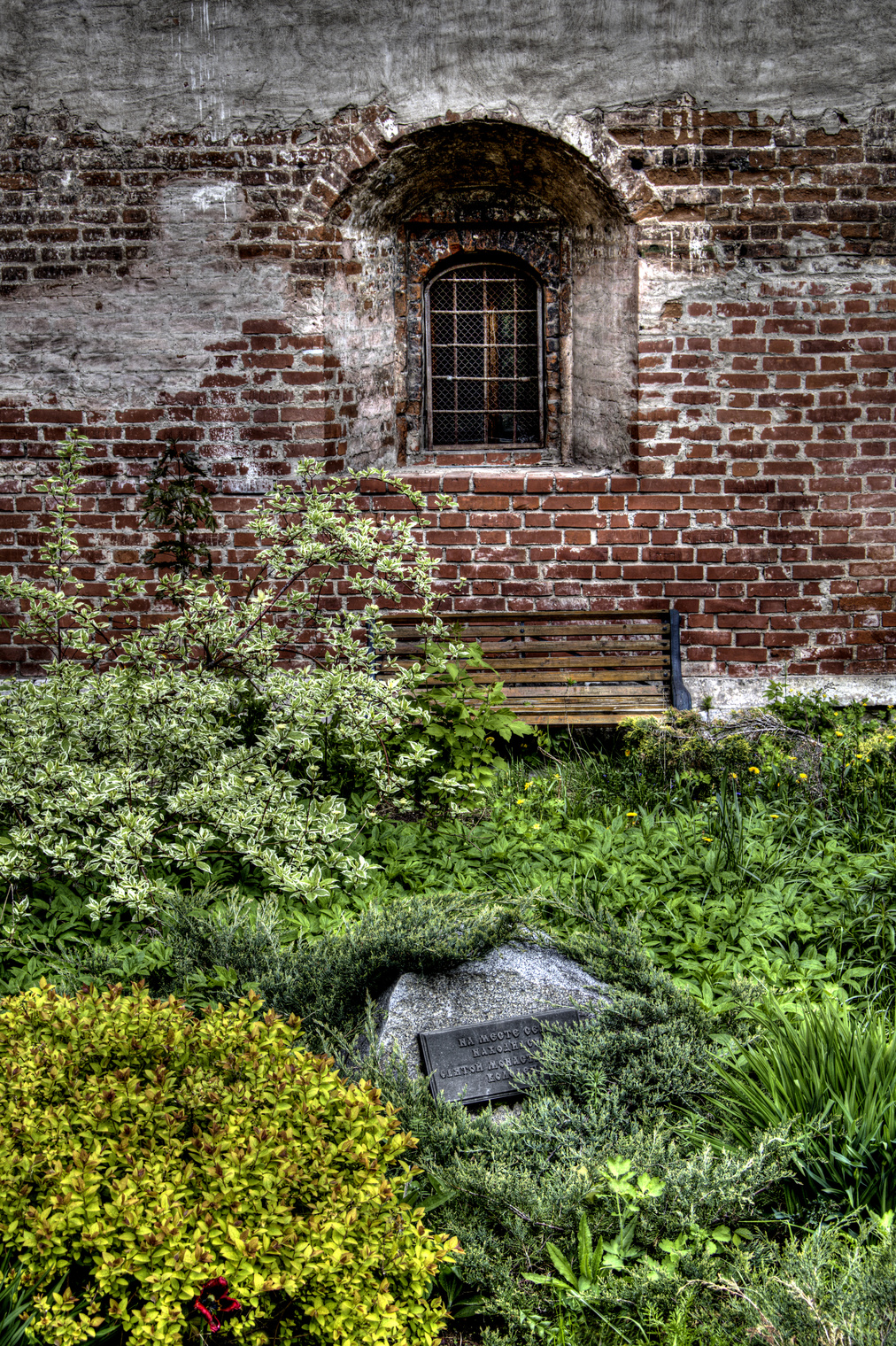 Святой монастырский колодец