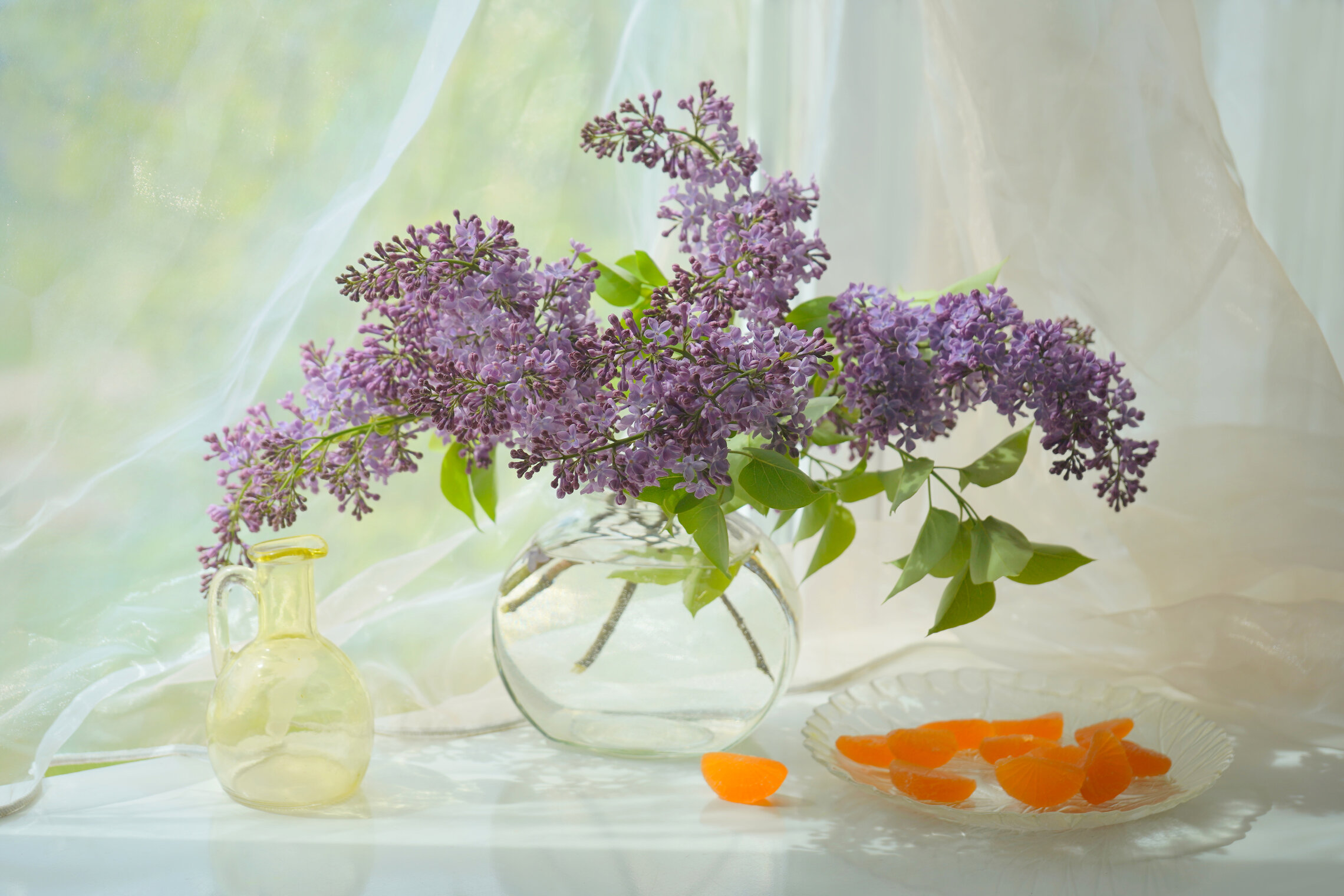 Сиреневый май