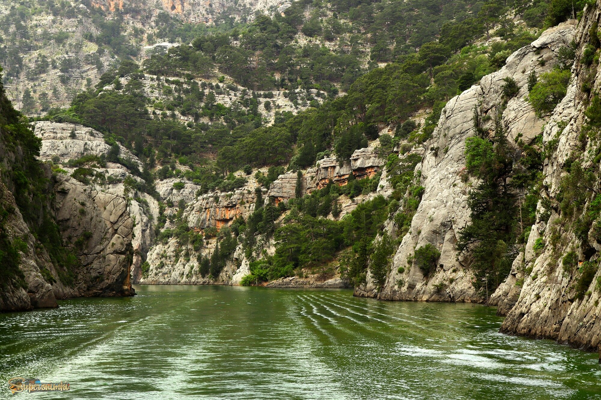  Среди гор высоких