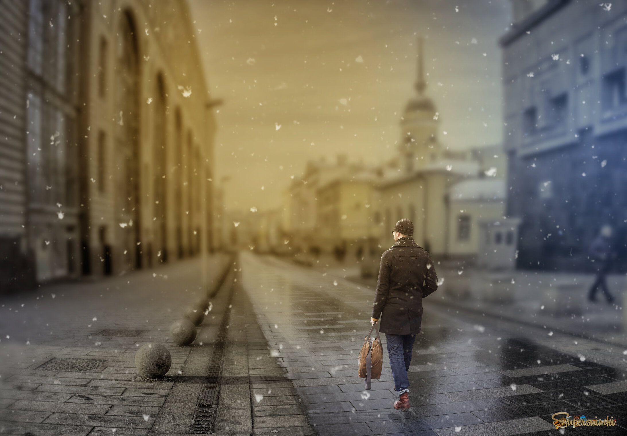 Шагает по Москве