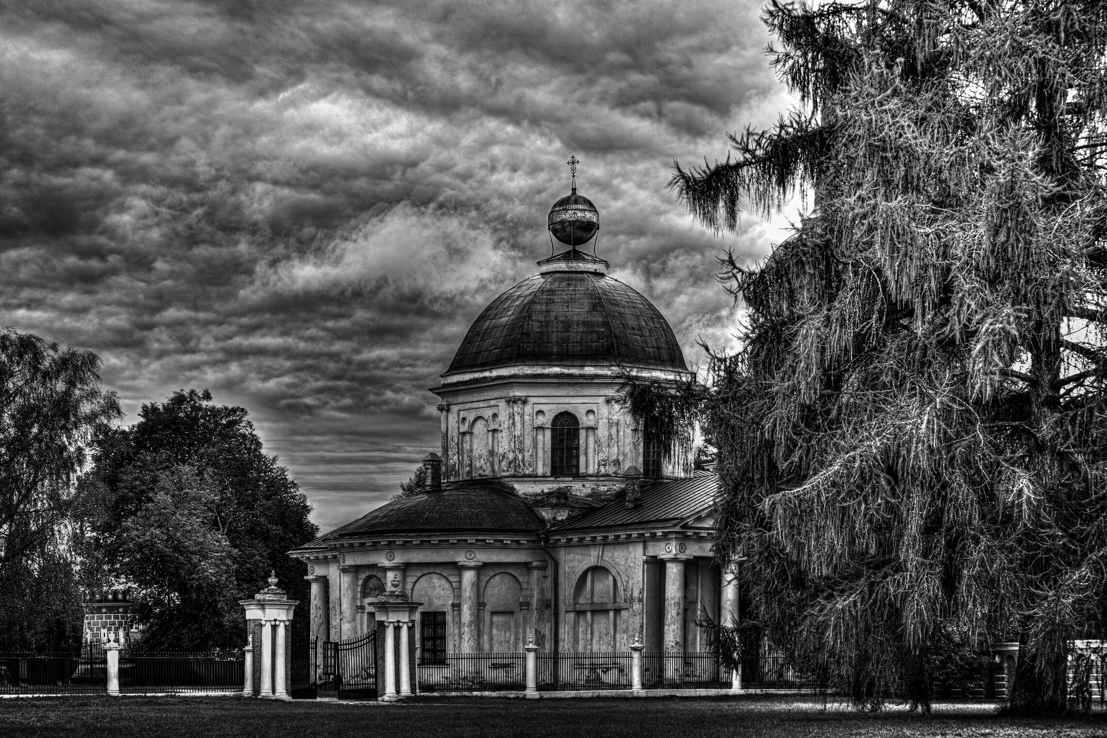 Ярополец. Храм Рождества Иоанна Предтечи. Усадьба Гончаровых.