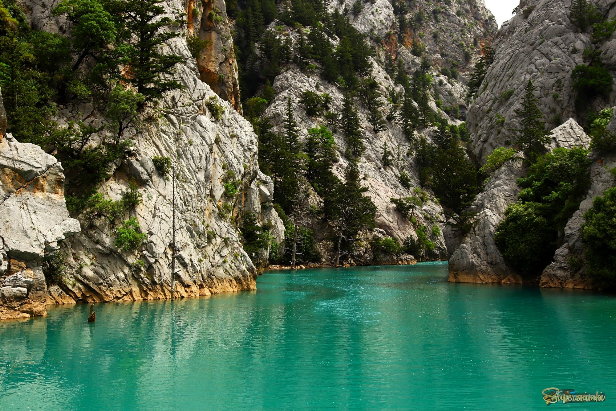  Голубая вода