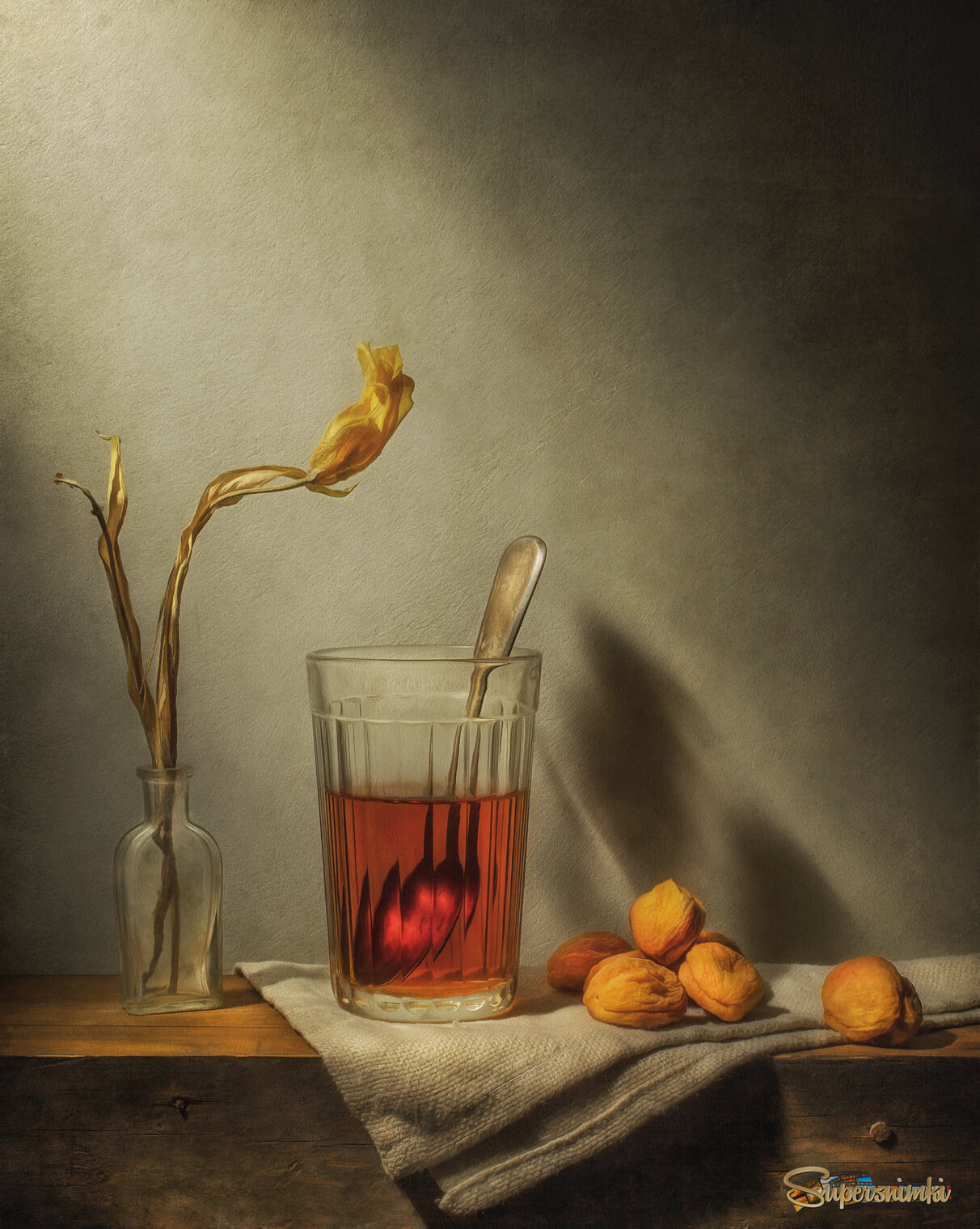 "Чай с курагой".