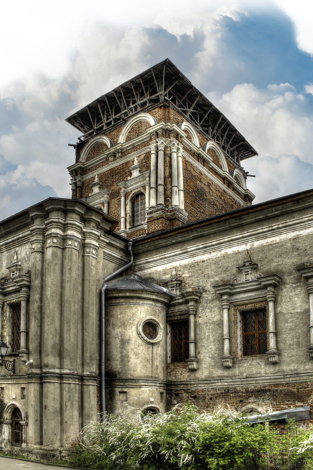 Симонов монастырь. Храме Тихвинской иконы Божьей Матери