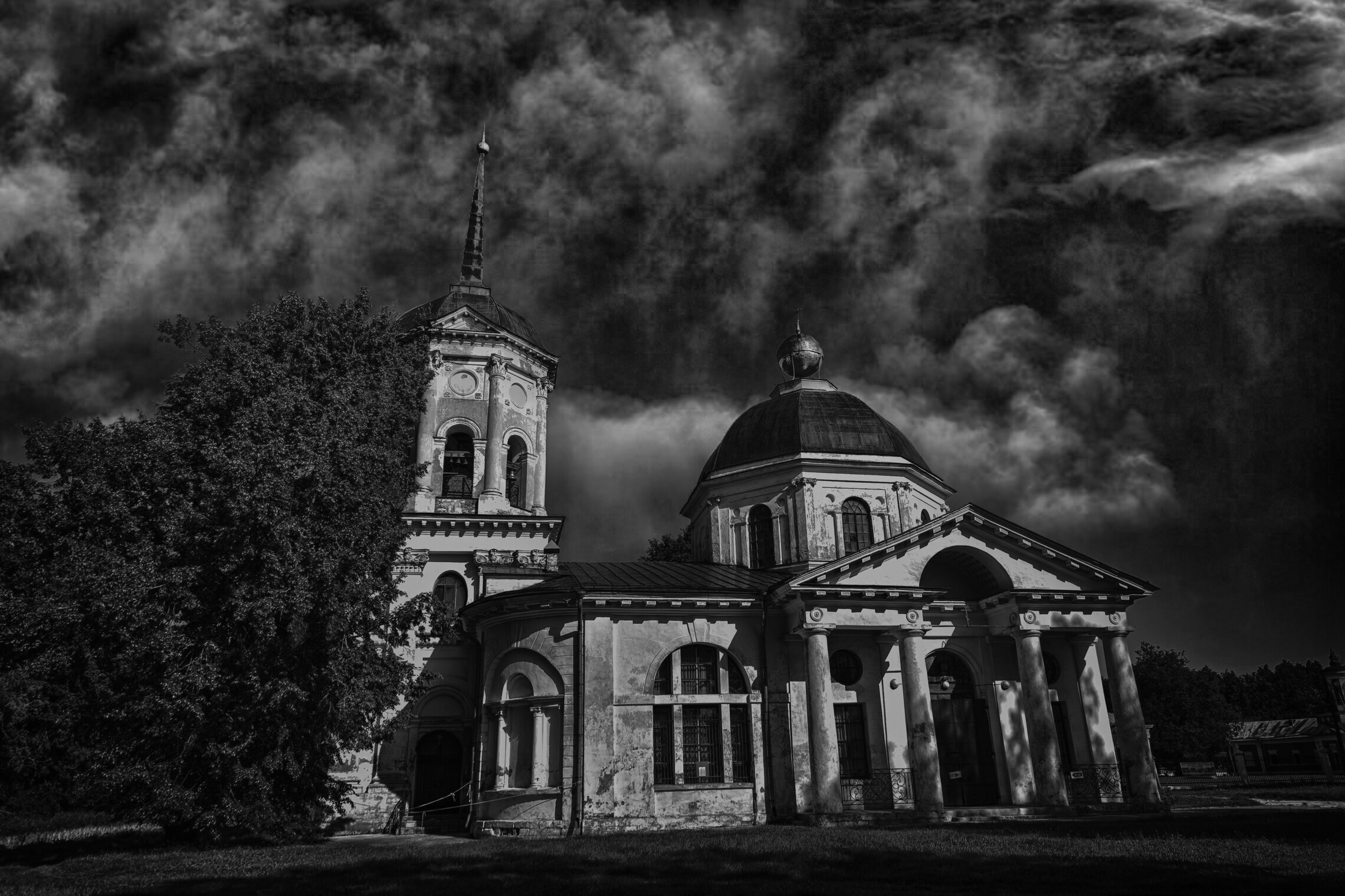 Ярополец. Храм Рождества Иоанна Предтечи. Усадьба Гончаровых.