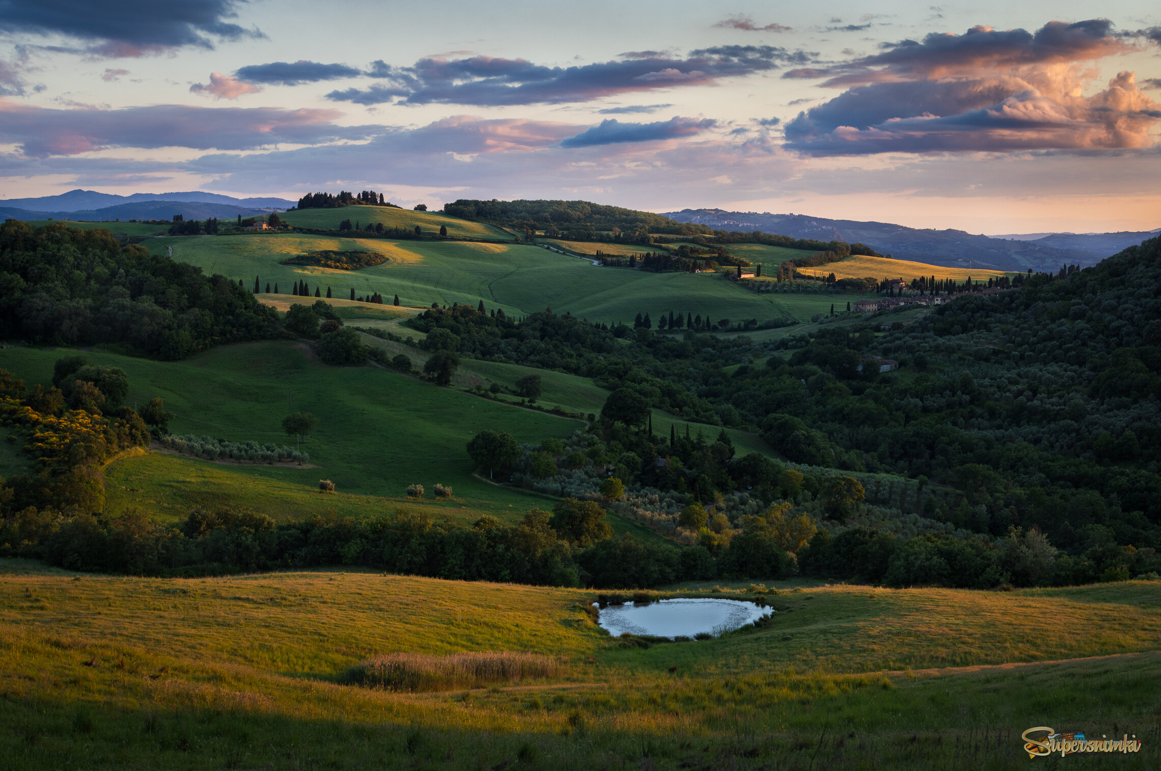 На закате...