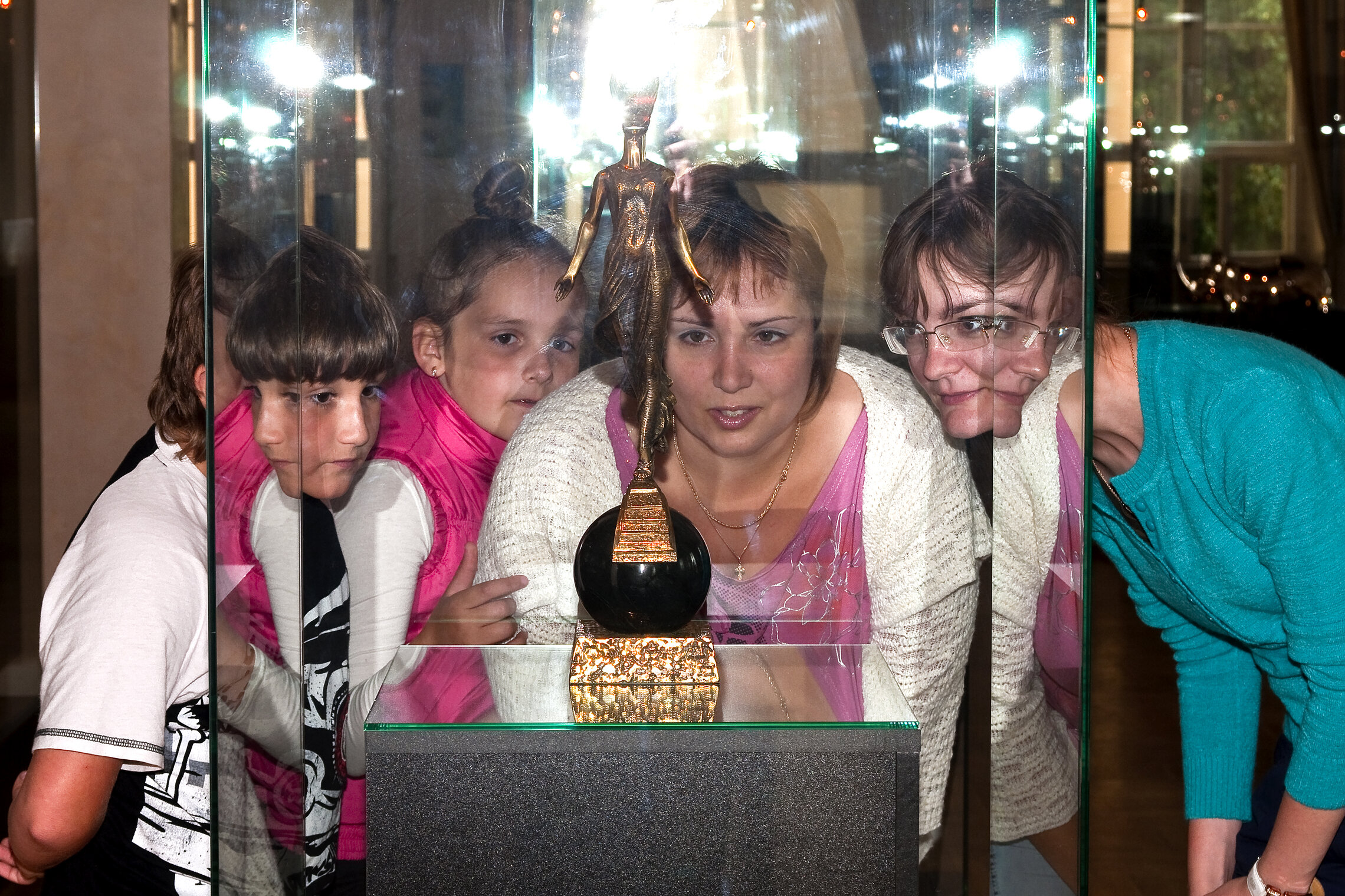 Выставка "МАЙЯ" Скульптор Митрошин В.Ф.