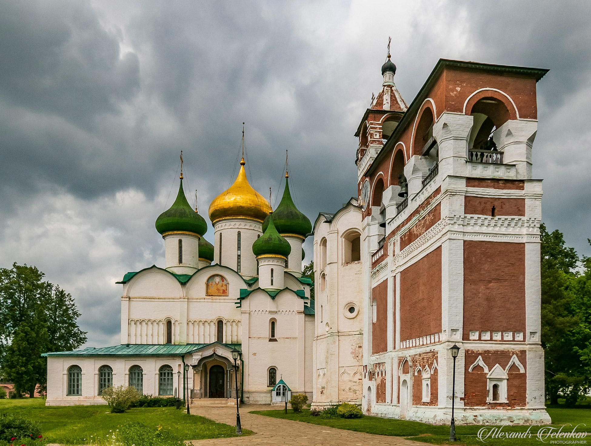 Суздаль. Собор Преображения Господня в Спасо-Евфимиевом монастыре.