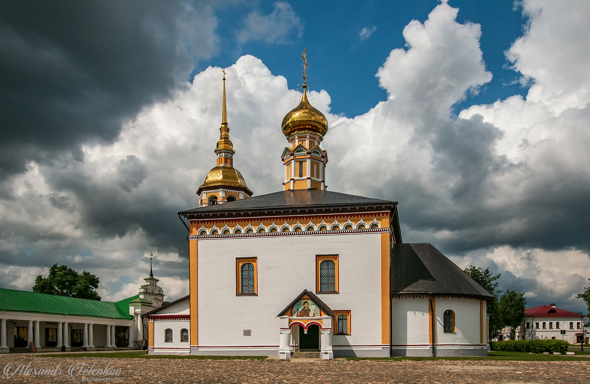 Суздаль. Церковь Воскресения Христова Воскресенского прихода на торговой площади.