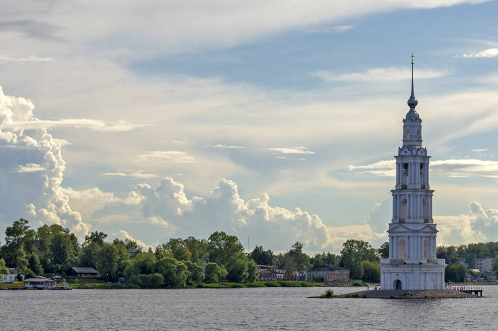 Калязин. Колокольня.