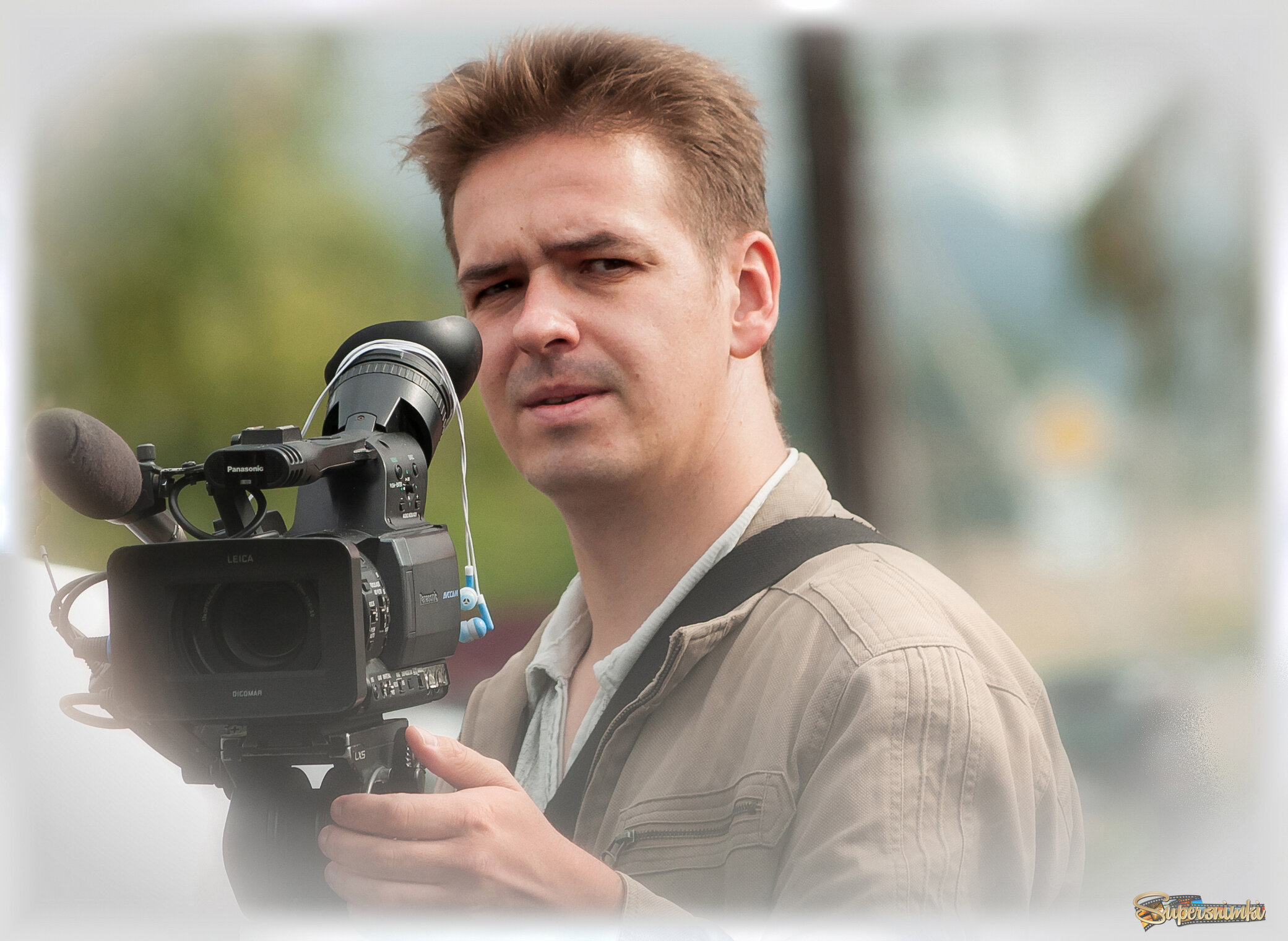 Момент истории для нас он в кадре сохранит сейчас...Купринский литературный праздник. с.Наровчат. Пензенская область. 07-09-2015.