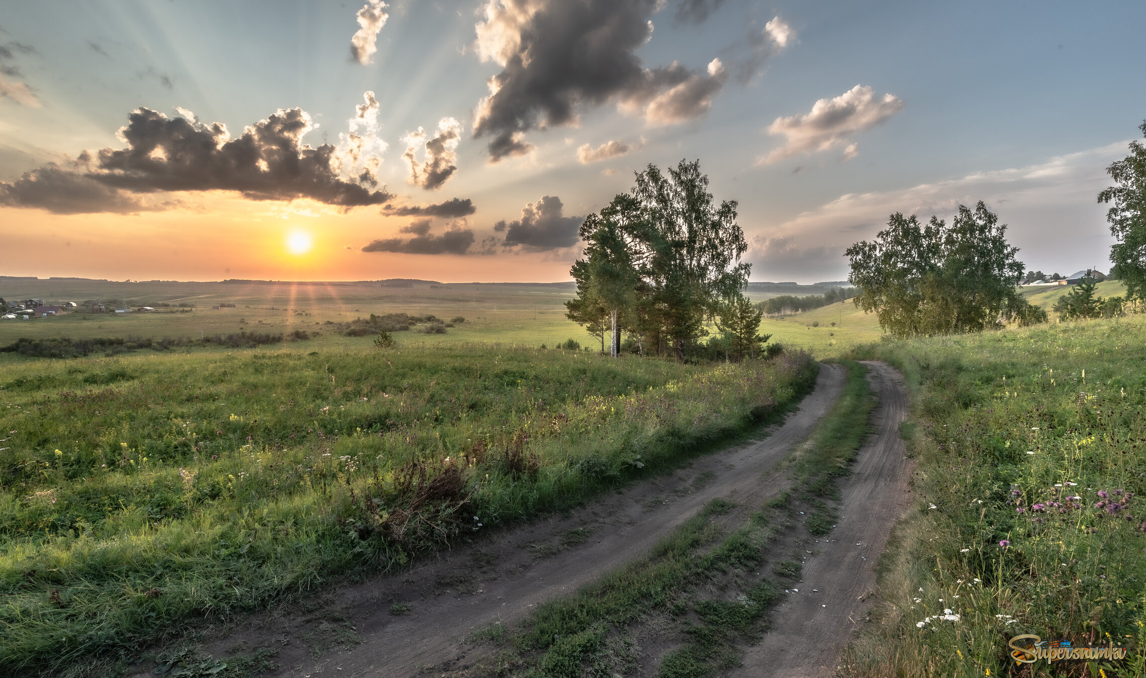 Стихло всё....